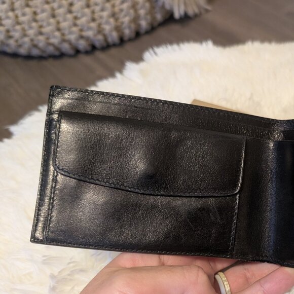 Gucci, Vintage Long Bifold Wallet, Black Leather with Iconic Stripe - Picture 11 of 16